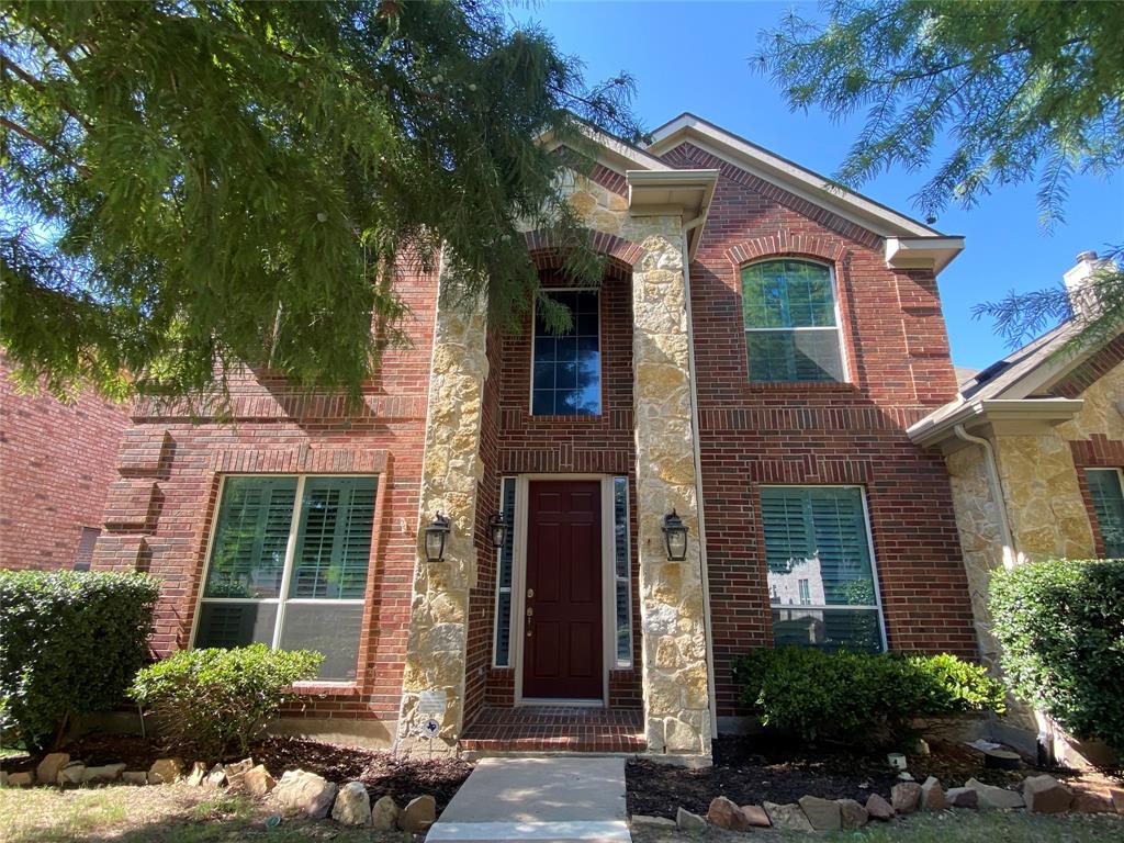 FRISCO ISD, MOVE IN READY!  5 bedrooms, 4 baths. Plenty of natural light, spacious breakfast nook, plenty of storage. Study, FR with stone FP, Formal living & dining, Kitchen, half bath all 1st level. 4 BR, 2 full baths, very large game room & separate media-room up! Plantations, newer carpet.  Gated driveway adds privacy and function to backyard. Soccer fields, community parks & massive skateboard park just at the end of the street.