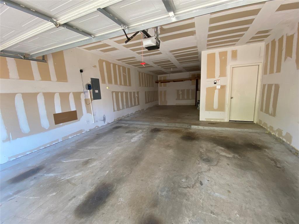 Panther Creek Estates Ph VI - Residential Lease