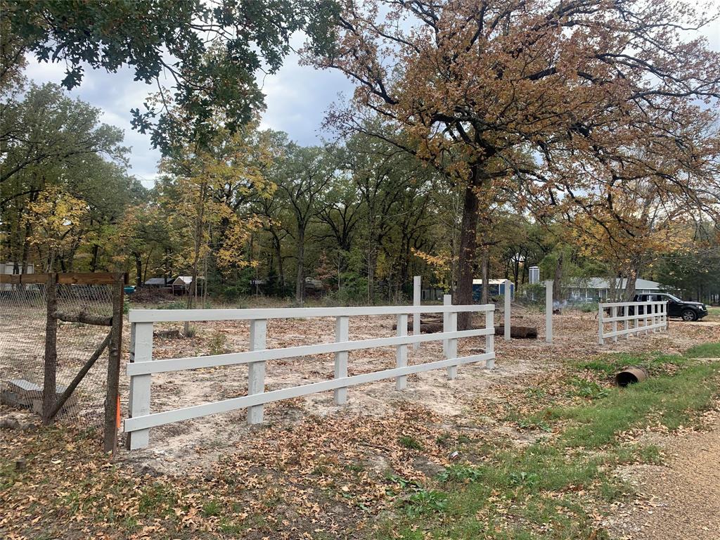Macs Oaks - Land