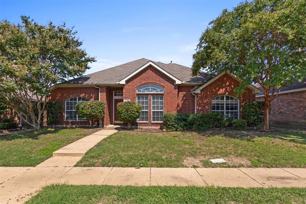 Welcome home to this wonderful 4 bedroom ONE-STORY home located in Eldorado Heights! This home is located on a cul-de-sac within minutes of 121 and 75. This home features QUARTZ countertops throughout the property, two living and dining spaces, lots of natural light, roof was replaced in 2022, chimney siding repaired in 2025, foundation inspected and cleared by Hfx Foundation, newly restrained fence 2025, HVAC and water heaters replaced in 2018, interior fully remodeled in 2022, and refrigerator conveys with the property. With the kitten opening up to your large living room that overlooks your backyard, this house has generous space for everyone. The driveway is located in the back of the home with an alley that provides more privacy when coming home. Come by and don't miss your chance on this AMAZING move-in ready home!