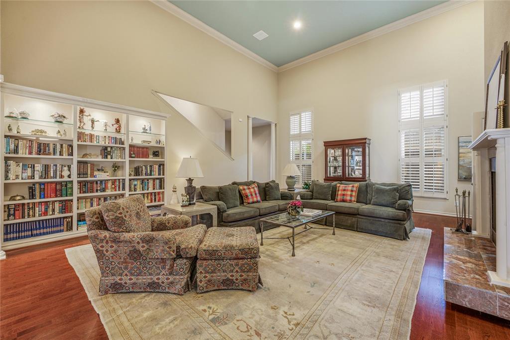 COUNTRY CLUB HEIGHTS - Residential