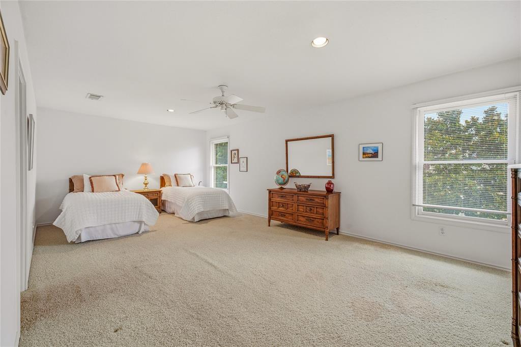COUNTRY CLUB HEIGHTS - Residential