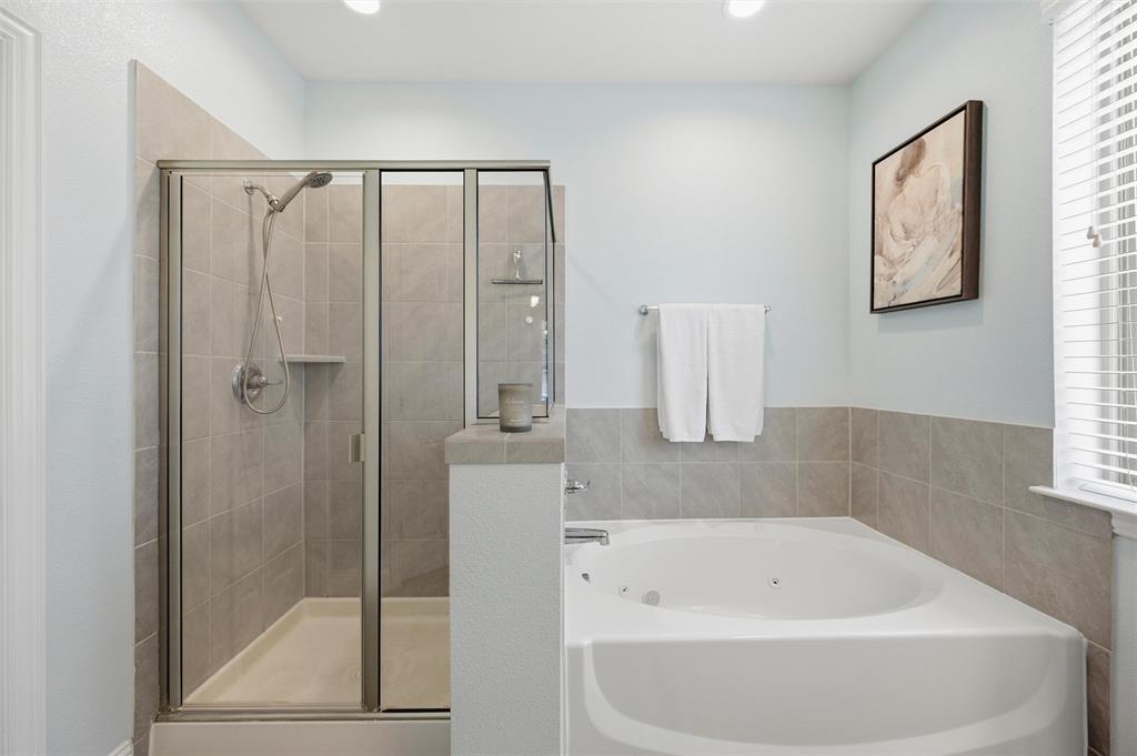 Glen Of Village Crk - Residential