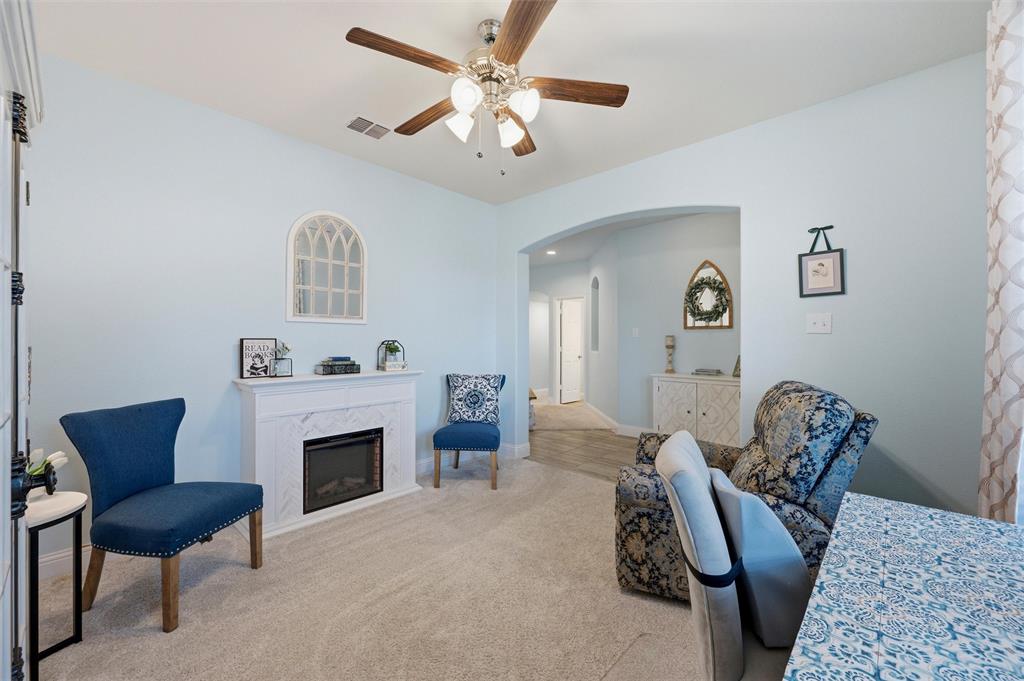 Glen Of Village Crk - Residential
