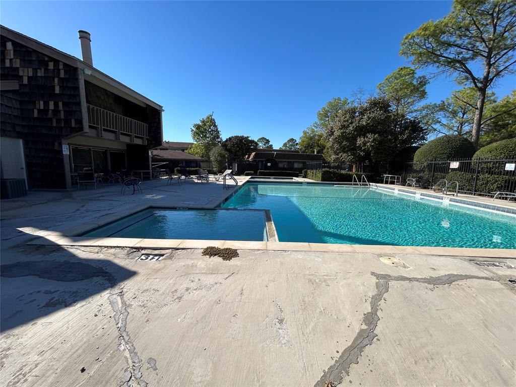 Club - Residential