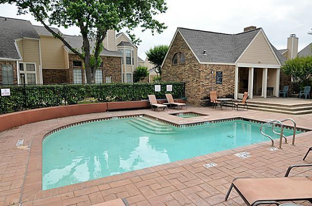 Barrington Court Condo - Residential Lease