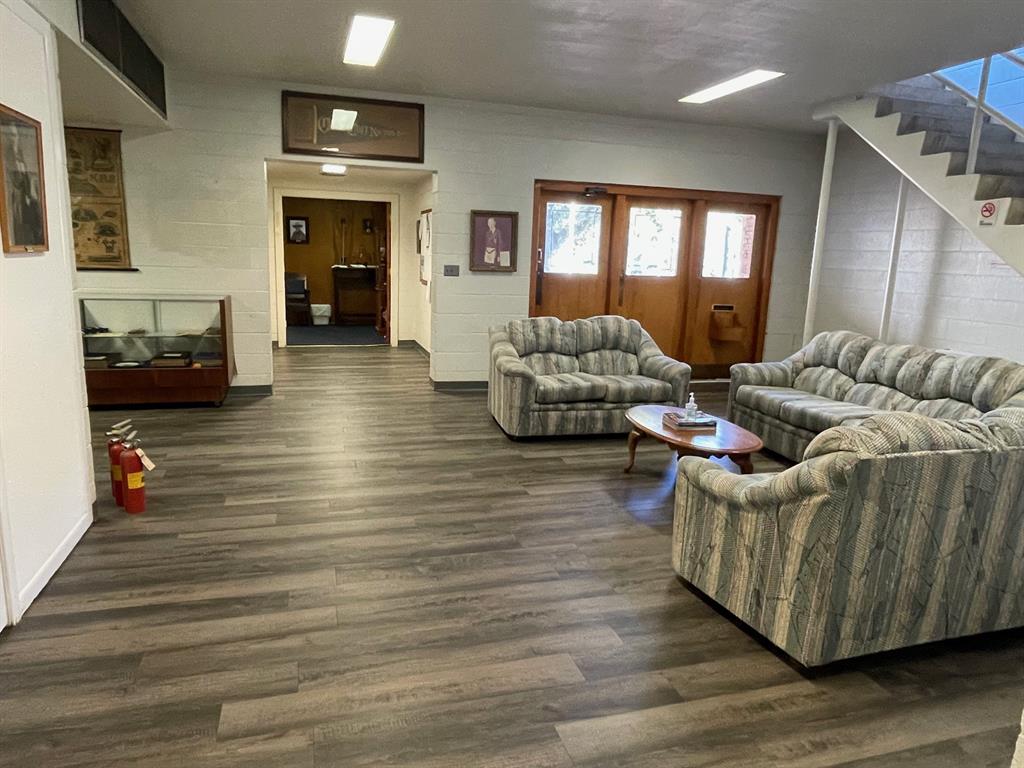 Elmwood - Commercial Sale