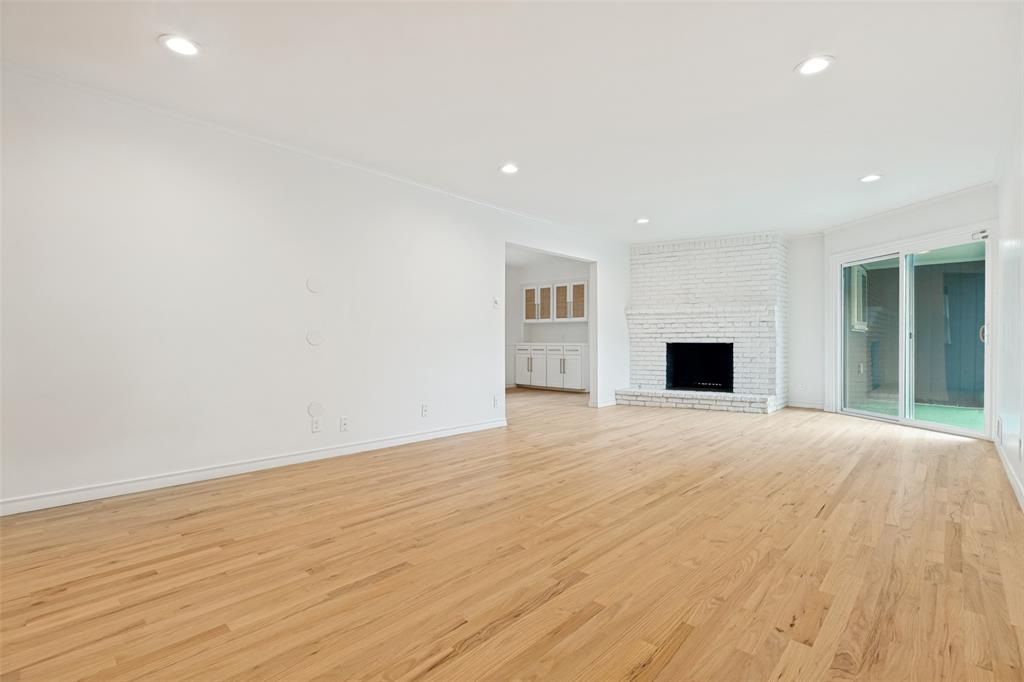 Merriman Manor - Residential