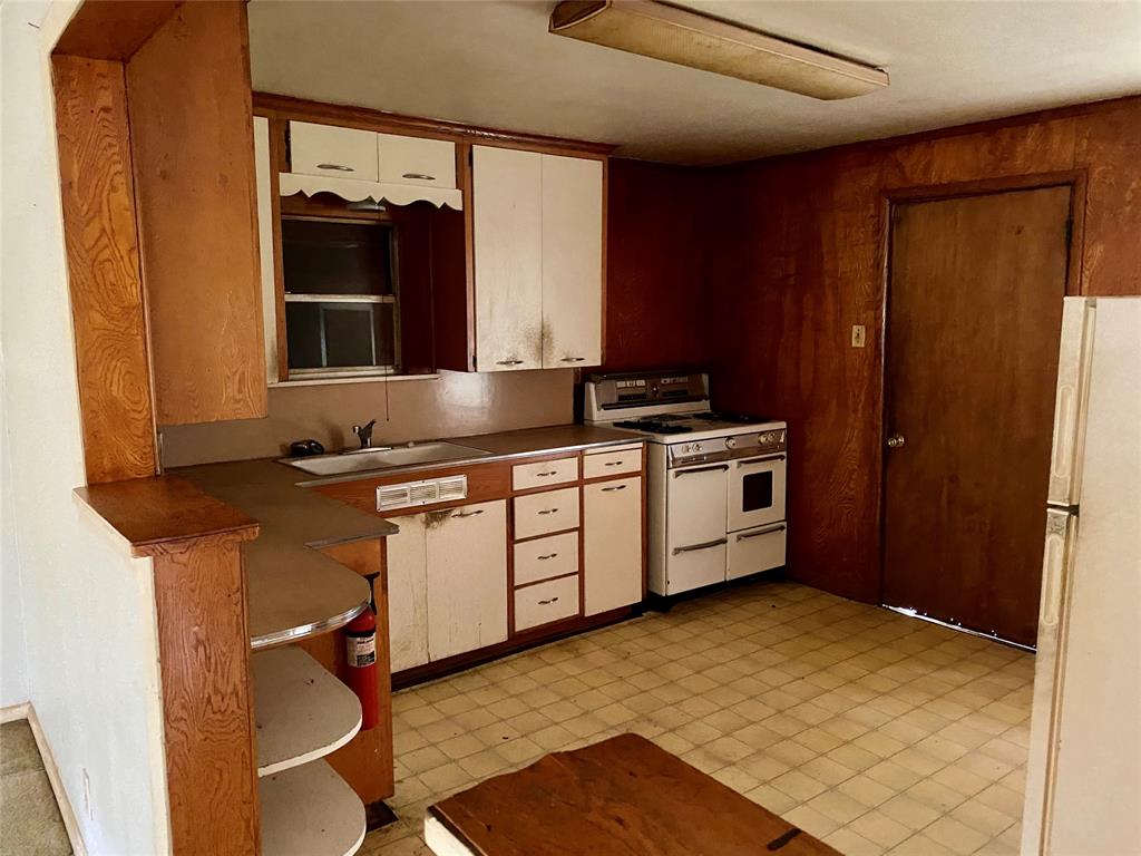 R E Ford Sub - Residential