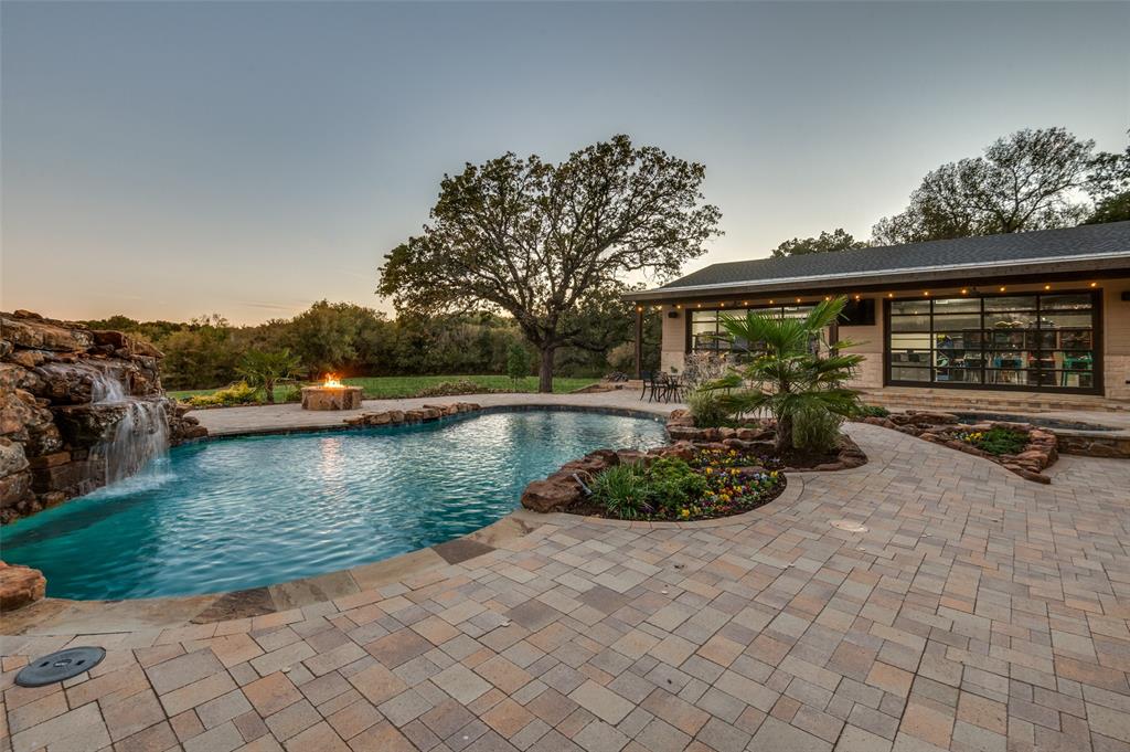 Dove Creek Estate - Residential