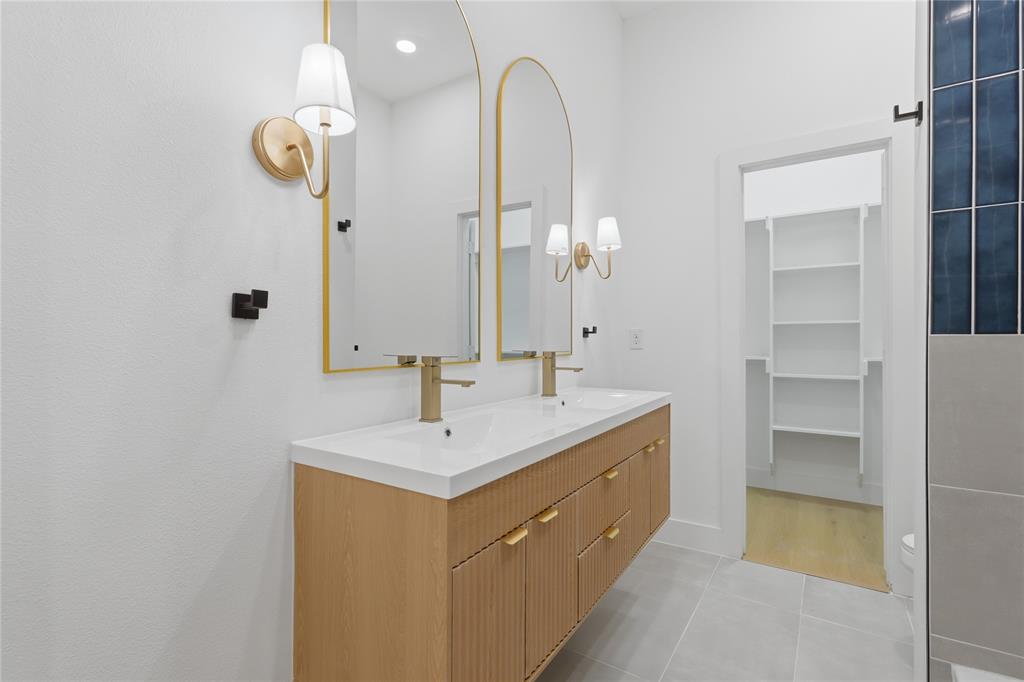 Featherstone Etal - Residential