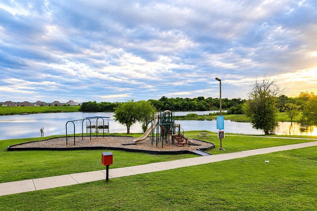 Summit View Lake Ph One - Residential