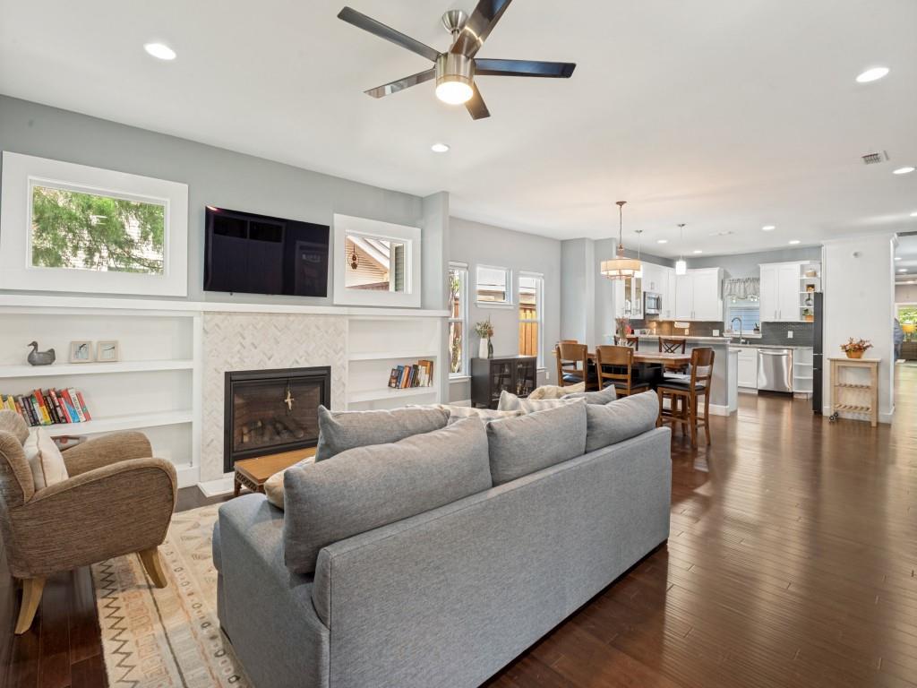 Oak Cliff Annex - Residential