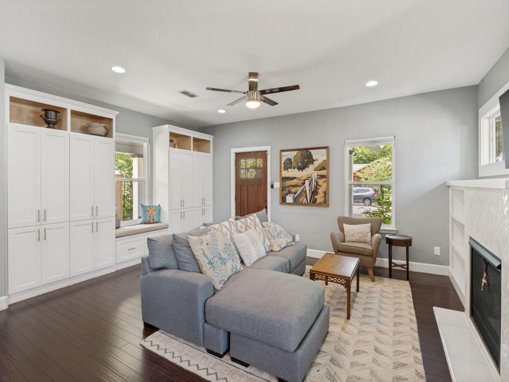 Oak Cliff Annex - Residential