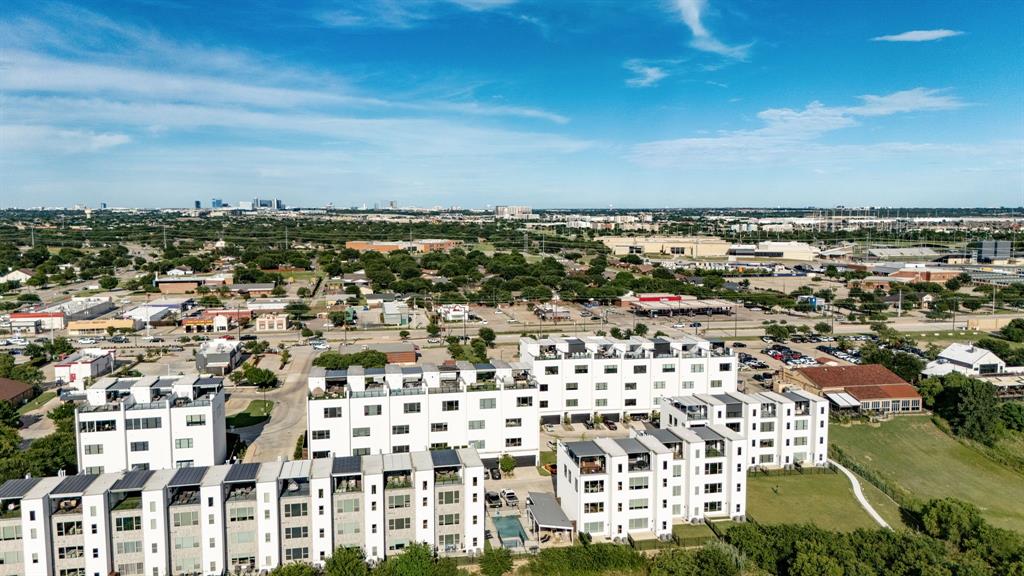 Westport Lakeview Villas - Residential