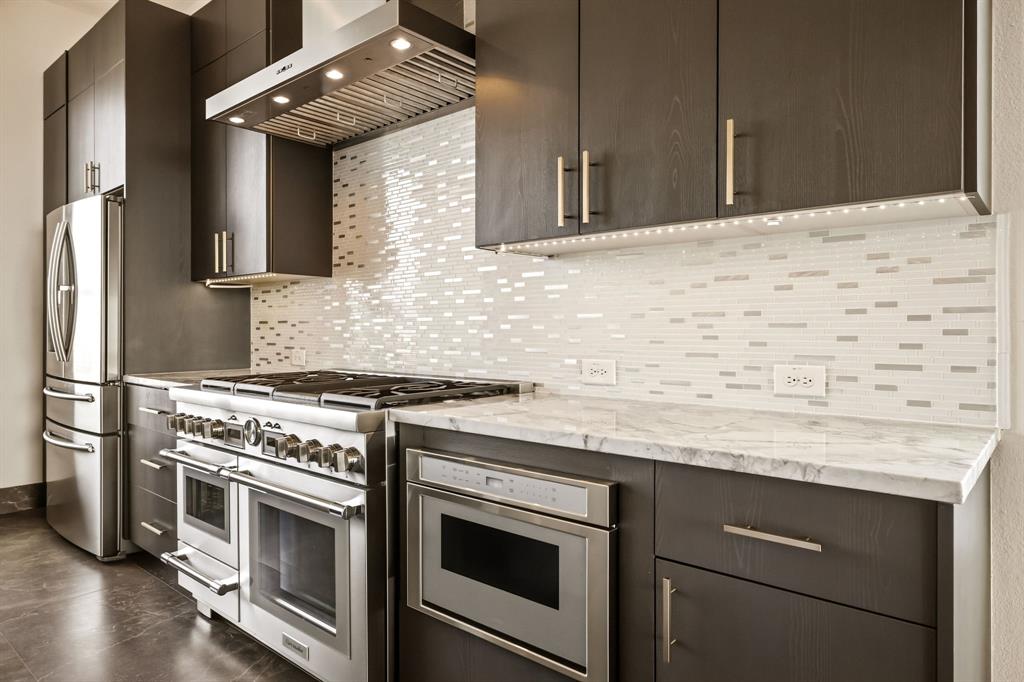 Westport Lakeview Villas - Residential