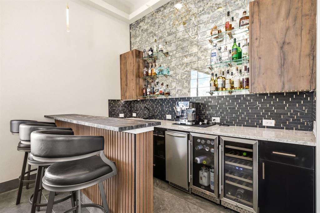 Westport Lakeview Villas - Residential