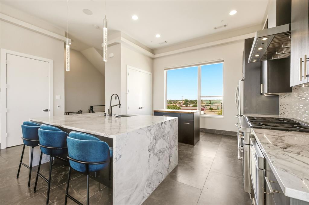 Westport Lakeview Villas - Residential