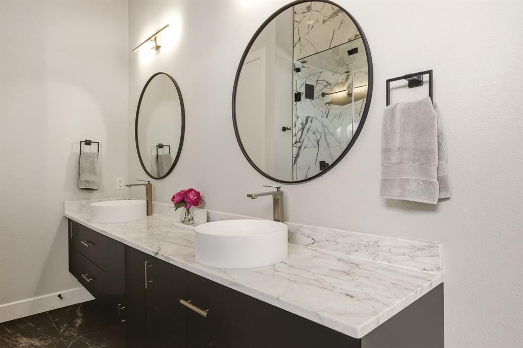 Westport Lakeview Villas - Residential