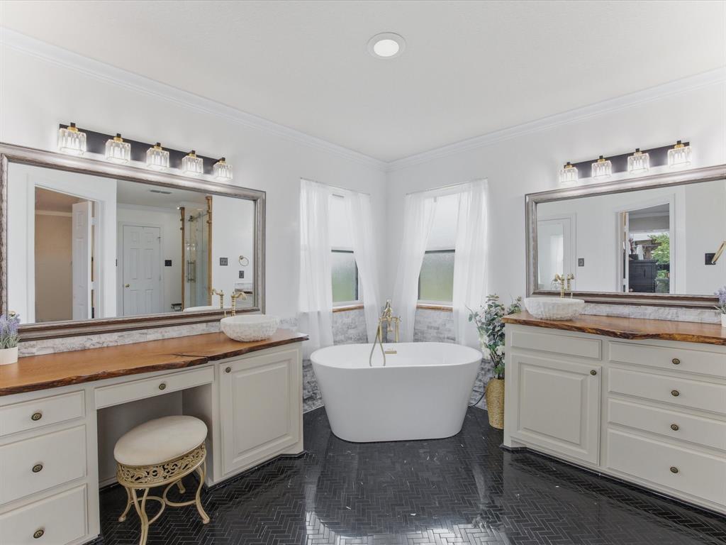 East Bay Estates - Residential
