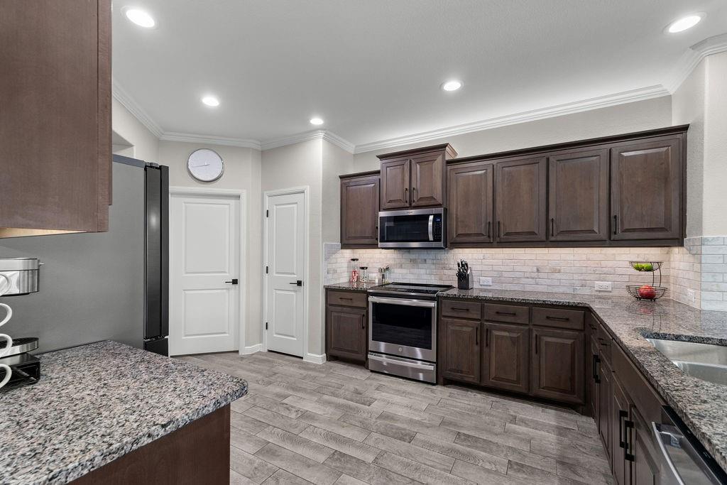 Settlers Glen Add Ph 6 - Residential