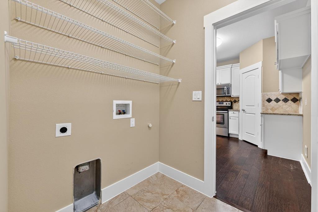 Belleville Village Add Ph - Residential