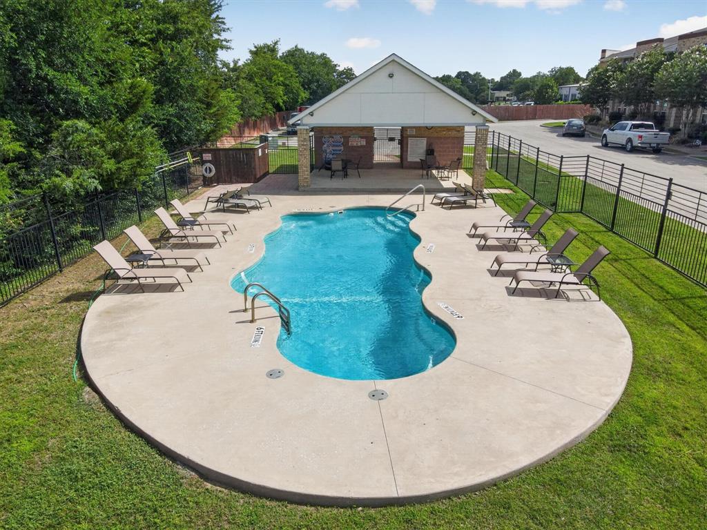 Belleville Village Add Ph - Residential