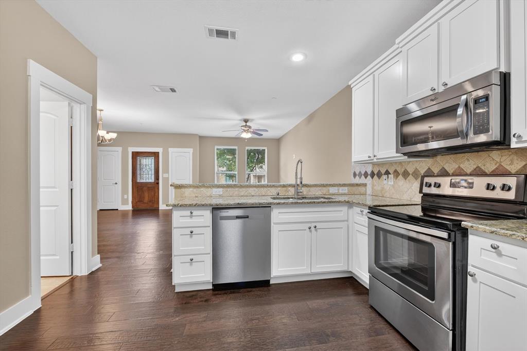 Belleville Village Add Ph - Residential