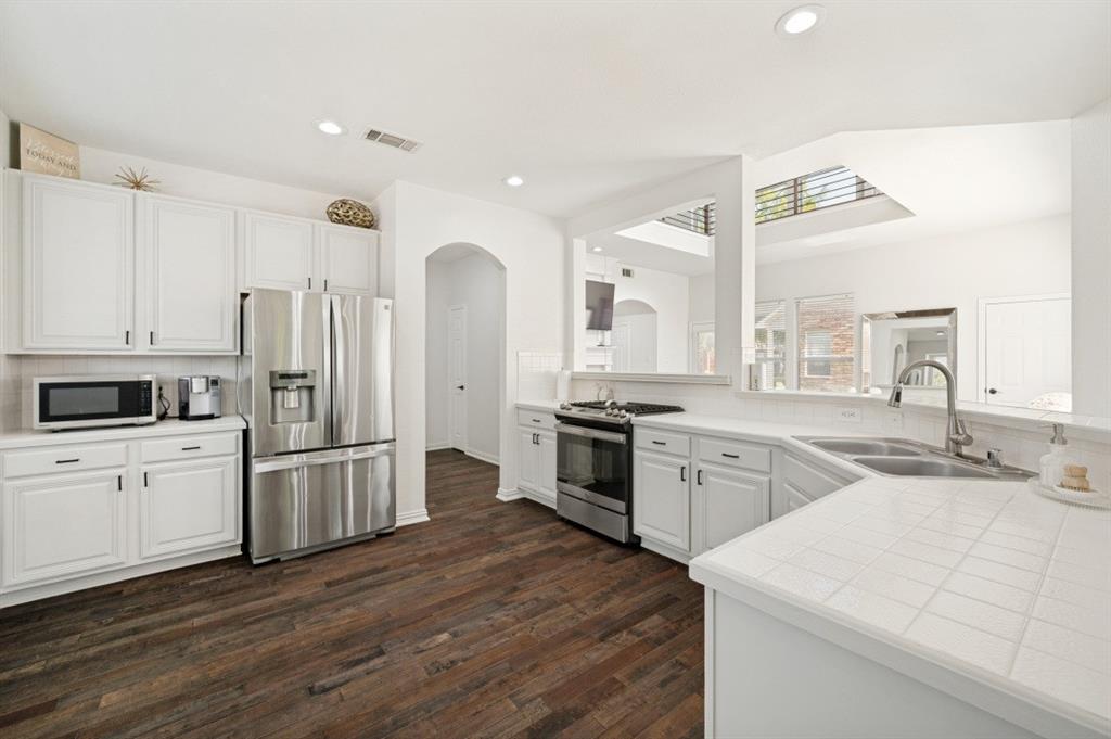 Grand Traditions At Stonebridge Ranch - Residential