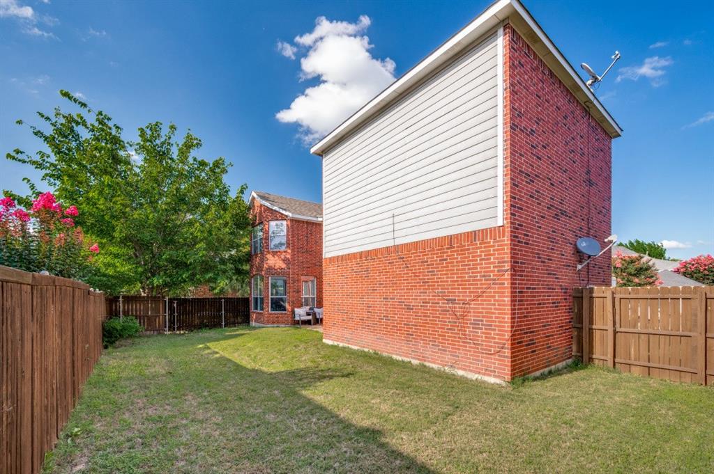Grand Traditions At Stonebridge Ranch - Residential