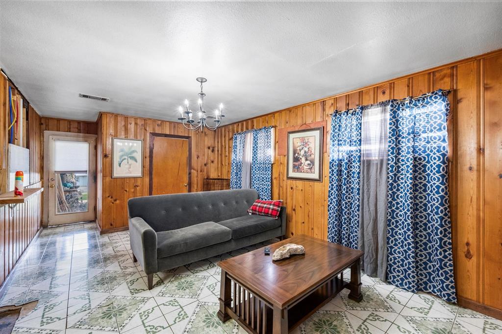 Arlington Manor - Residential