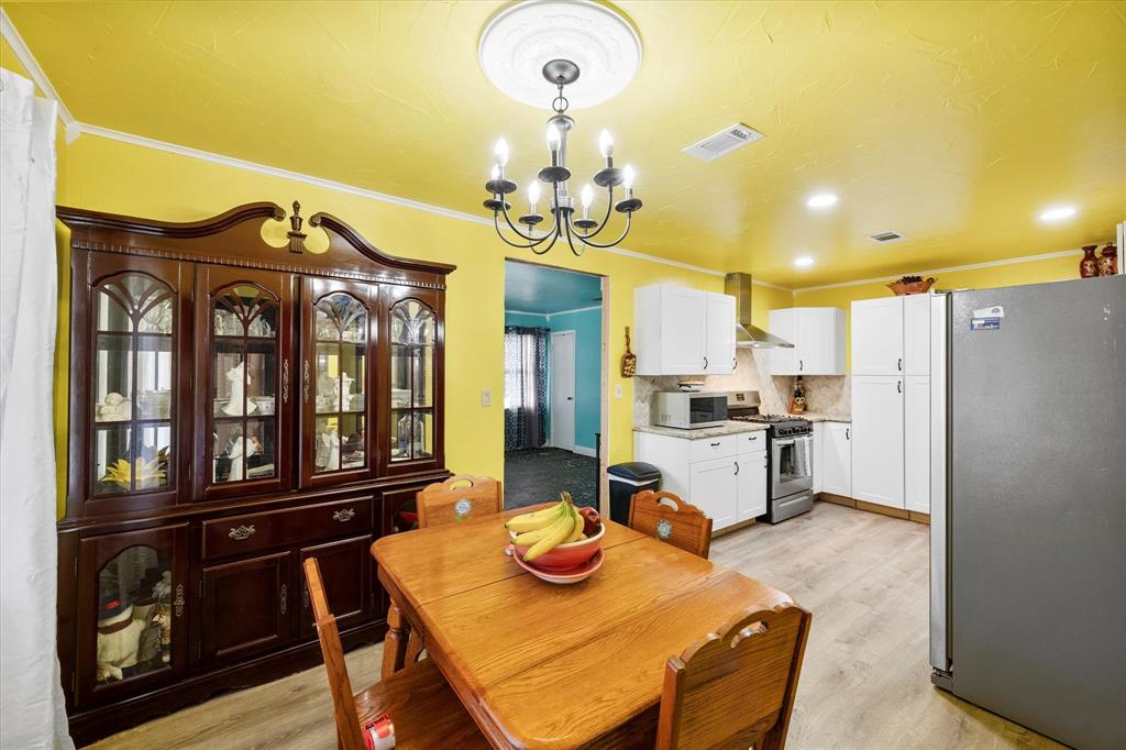 Arlington Manor - Residential