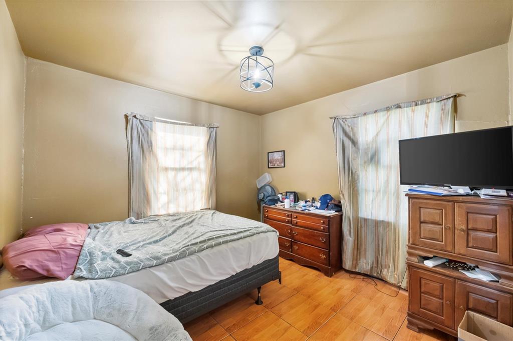 Arlington Manor - Residential