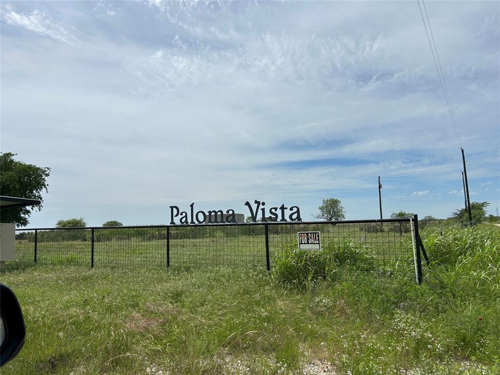 Prime 20 Acres in New Pottsville Development – Open Prairie Land With Elevated Views! Excellent 20-acre tract located in a newly developed rural community outside of Pottsville! This property offers wide-open prairie terrain with gentle elevation changes and attractive views across the surrounding countryside. The land is predominantly open, making it ideal for building, grazing, or establishing a homestead. Each tract in this development is approximately 20 acres, providing privacy, space, and a consistent rural setting. Light building restrictions are in place to protect property values and maintain the quality of the neighborhood. This is a strong option for buyers seeking usable acreage with good views in growing Hamilton County.