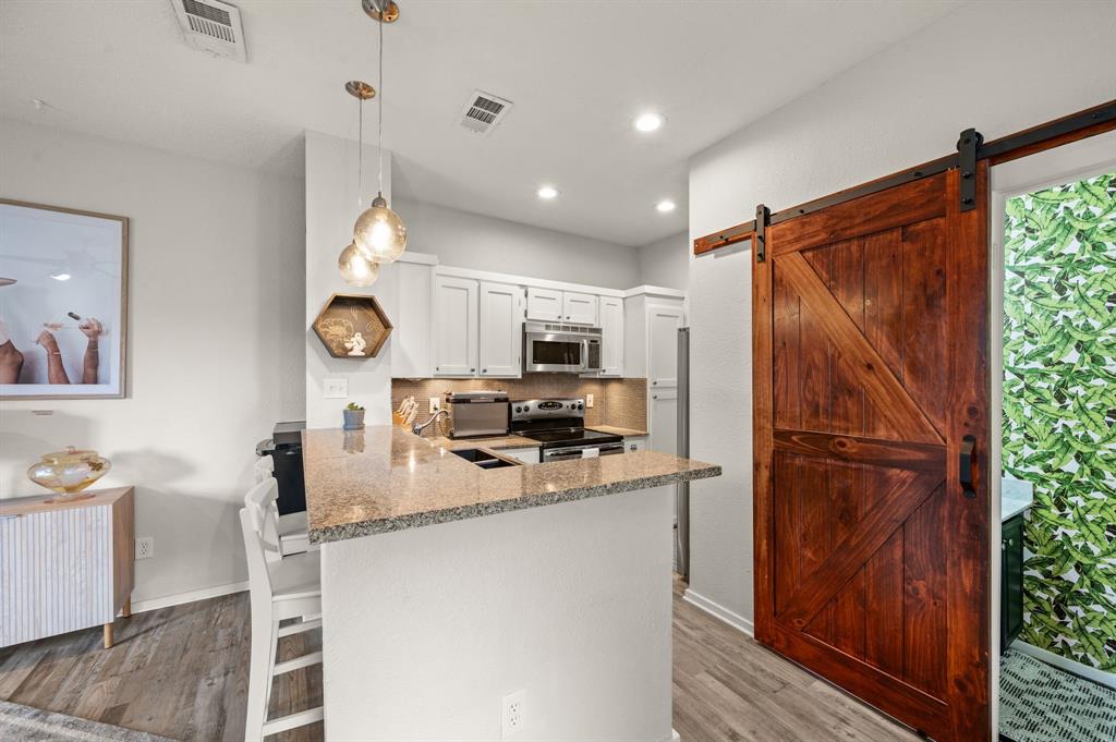 Ashton South Condos - Residential