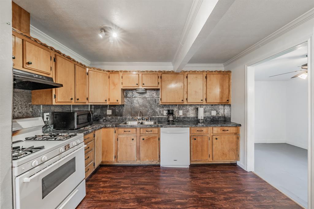 Adolph Bowers Add - Residential