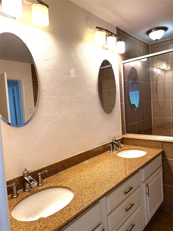 Cloisters Condo The - Residential