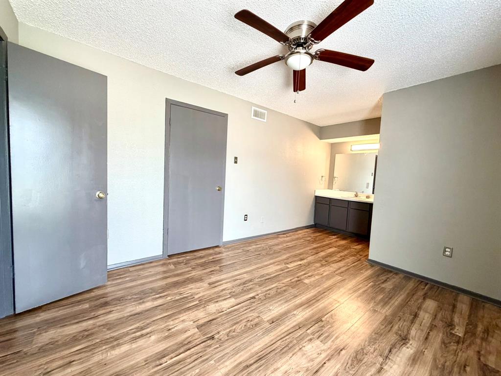 Creekbend Condo Ph 01-06 - Residential