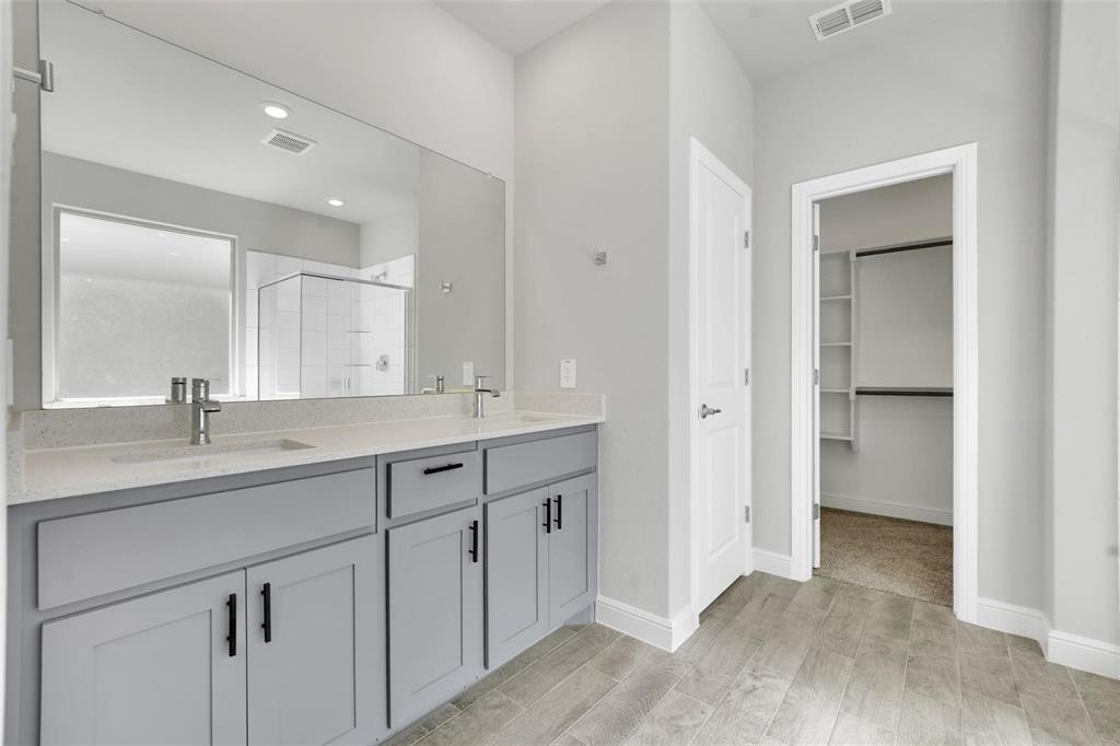 Trails of Elizabeth Crk - Residential