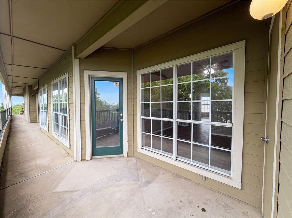 Oaks On The Ridge Condo - Residential