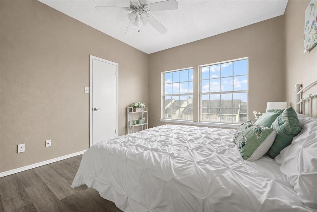 Oaks On The Ridge Condo - Residential