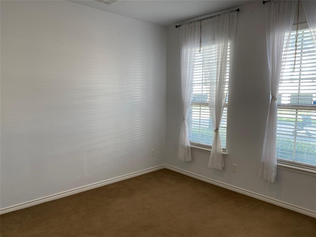 Town Homes At Legacy Town Center Ph Four The - Residential Lease