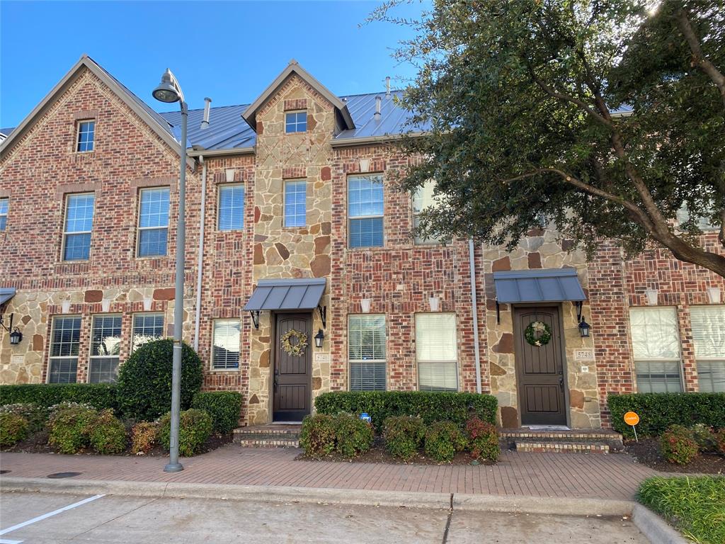 Town Homes At Legacy Town Center Ph Four The - Residential Lease