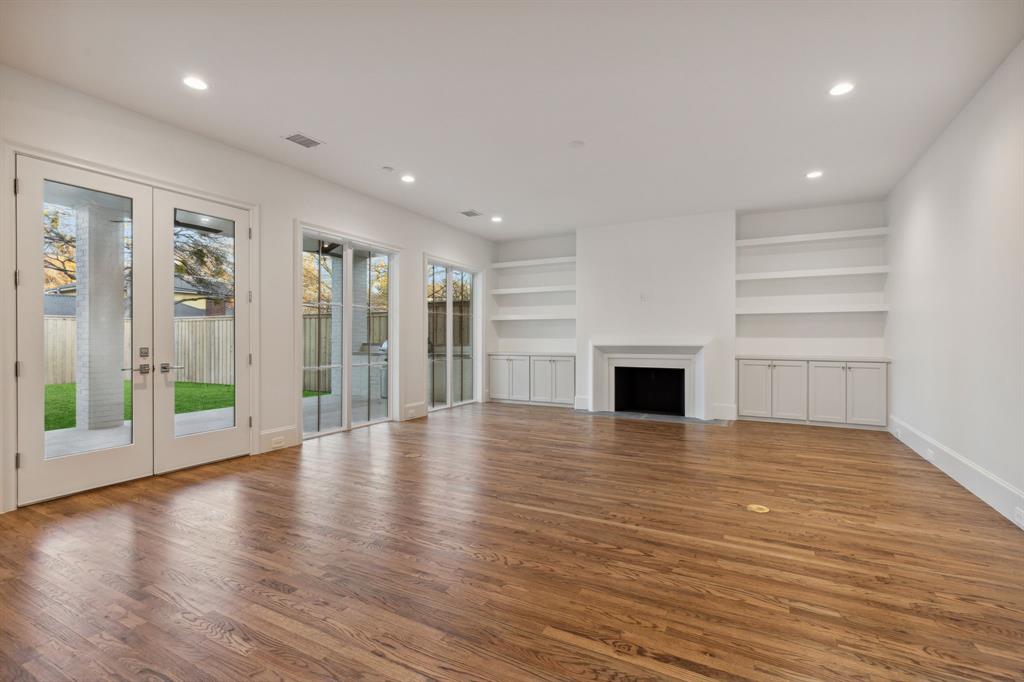 White Rock Forrest 02 - Residential