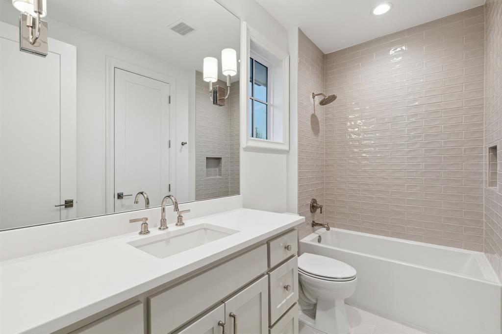 White Rock Forrest 02 - Residential