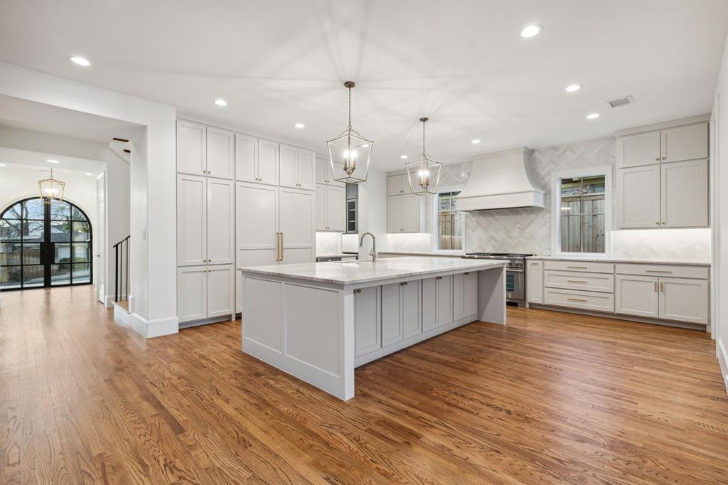 White Rock Forrest 02 - Residential