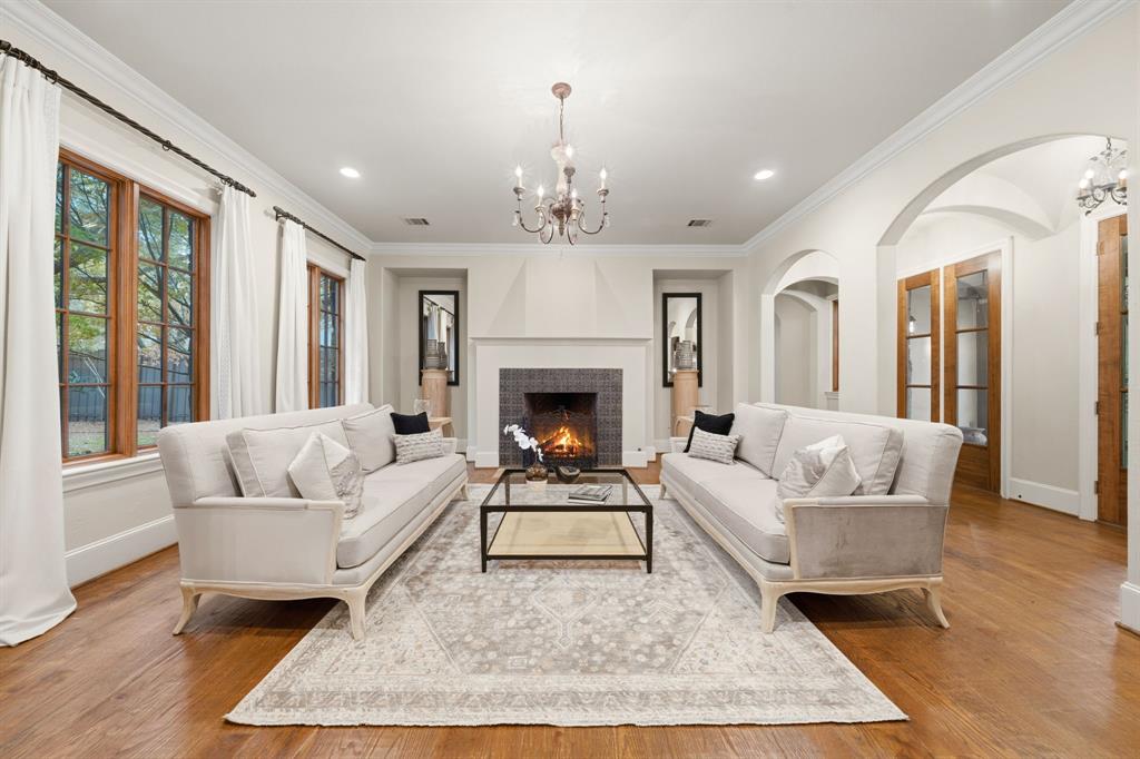Forest Hills - Residential