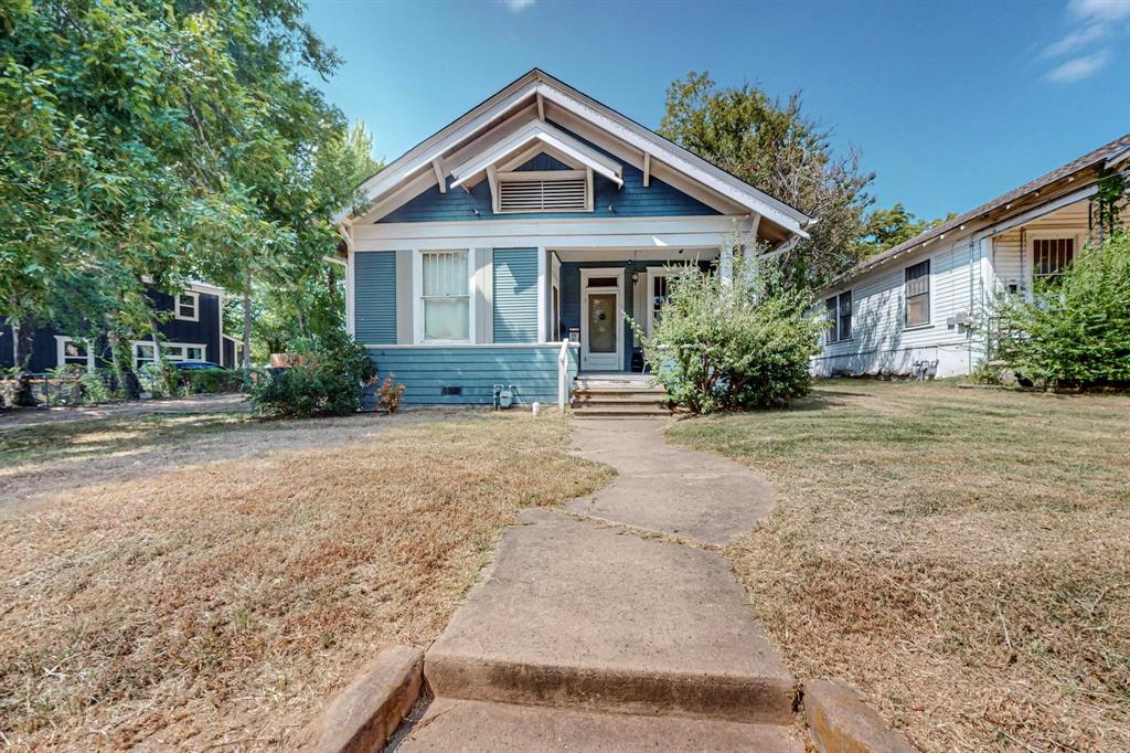 ***Nice home with a HUGE back yard!!! Comes equipped with 2 bedrooms, 1 bathroom, front patio, gas cooking stove, large concrete area in back yard with plug, basket ball goal, exterior camera system, storage shed with electric, and much more!***