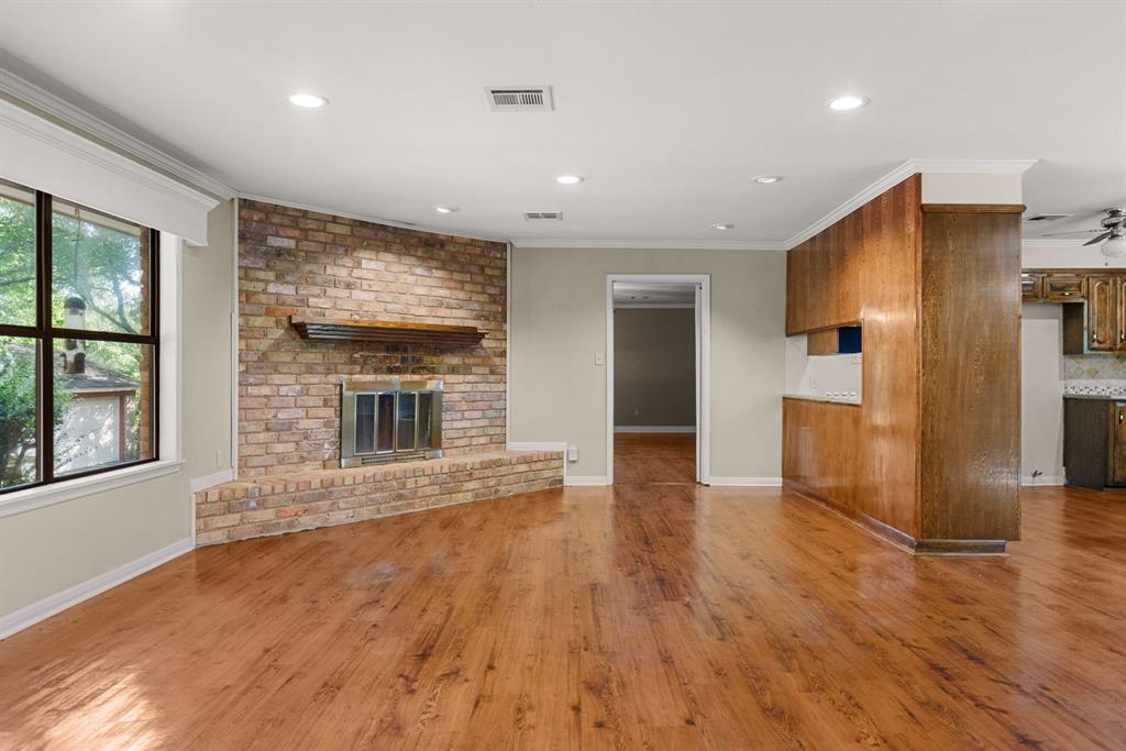 Ragen A R - Residential