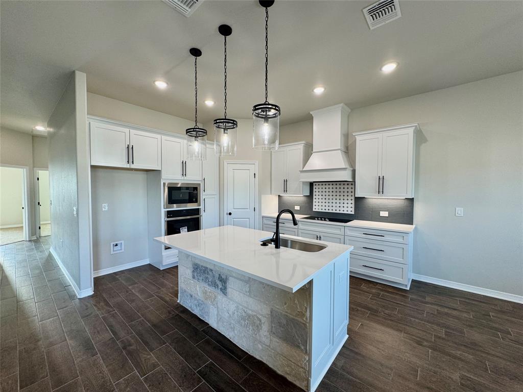 Rosenthal Estates - Residential